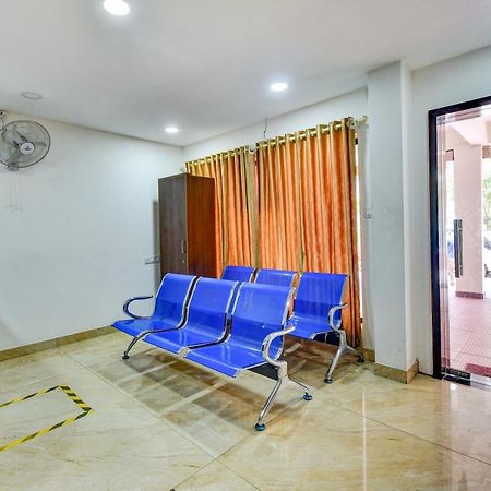 Fabexpress Pas Residency - Nr Marina Beach Chennai Exterior foto