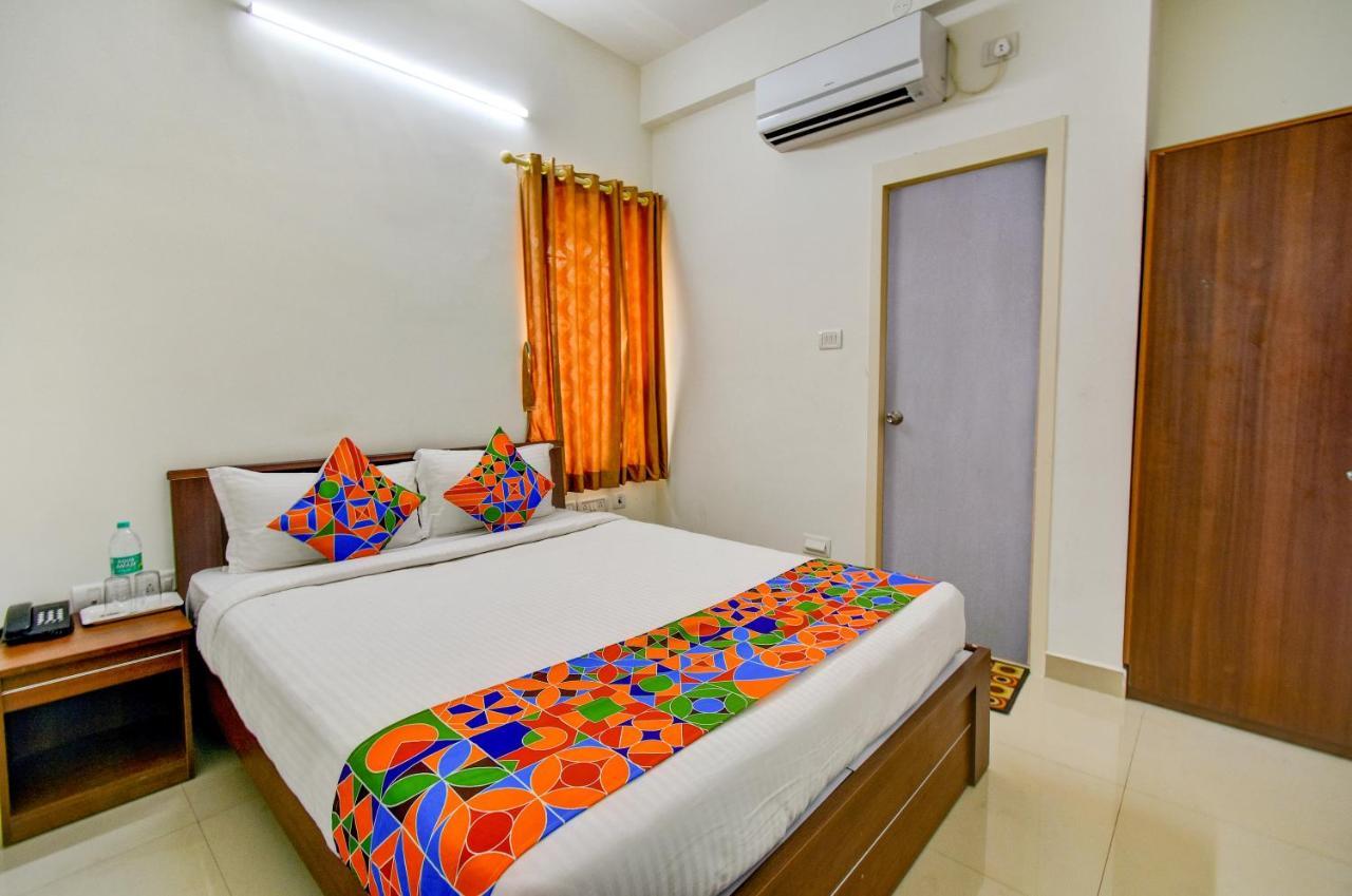 Fabexpress Pas Residency - Nr Marina Beach Chennai Exterior foto